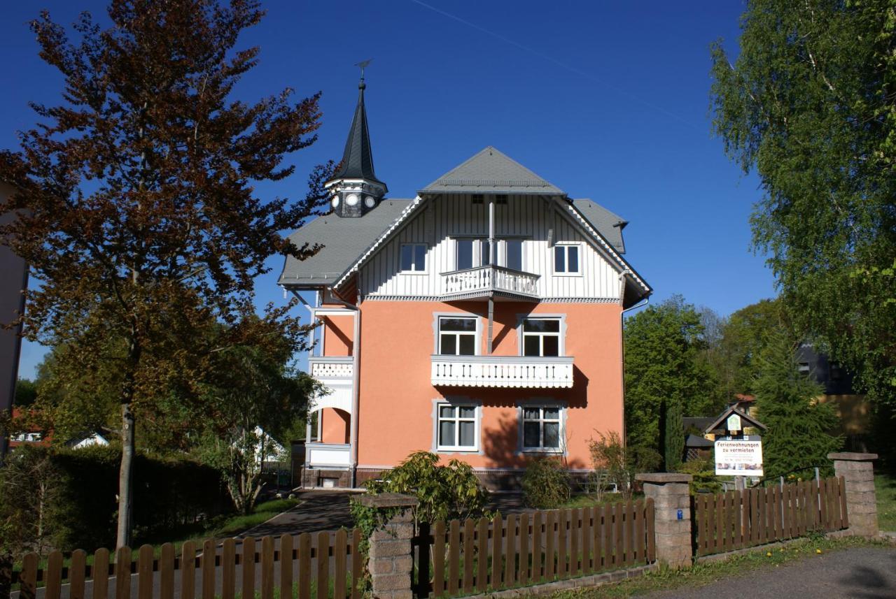 Moderne Ferienwohnung In Alter Villa Georgenthal  Luaran gambar