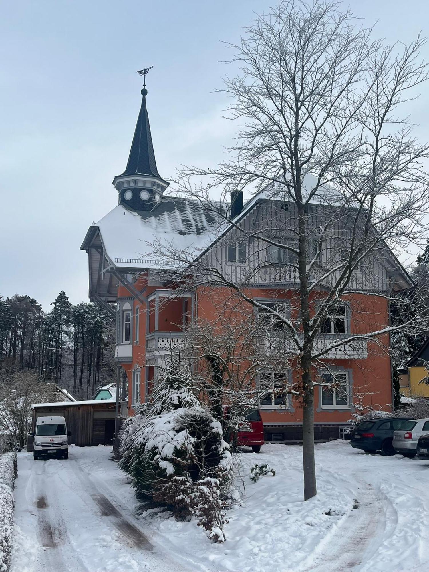 Moderne Ferienwohnung In Alter Villa Georgenthal  Luaran gambar